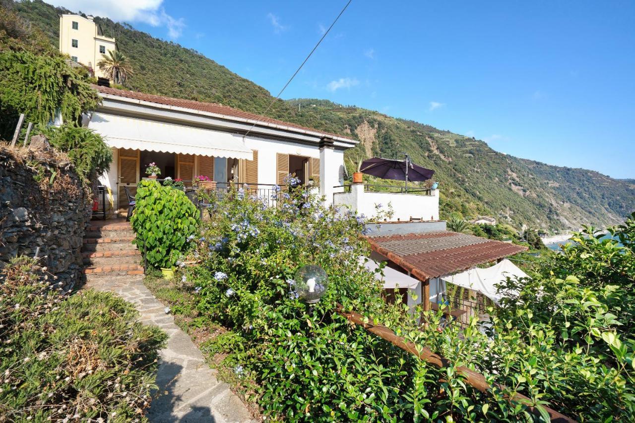 Villa Lardarina Corniglia Eksteriør bilde