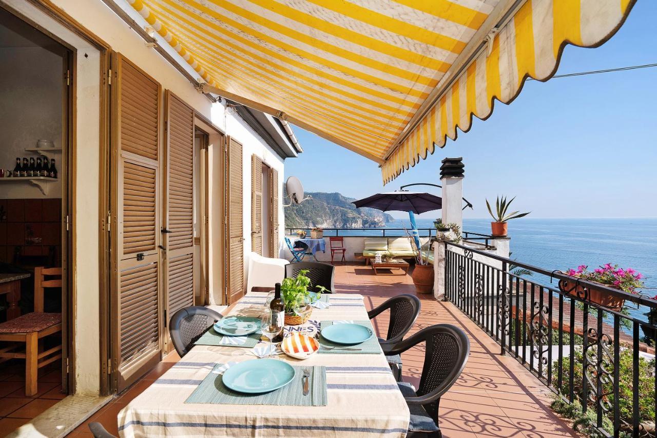 Villa Lardarina Corniglia Eksteriør bilde